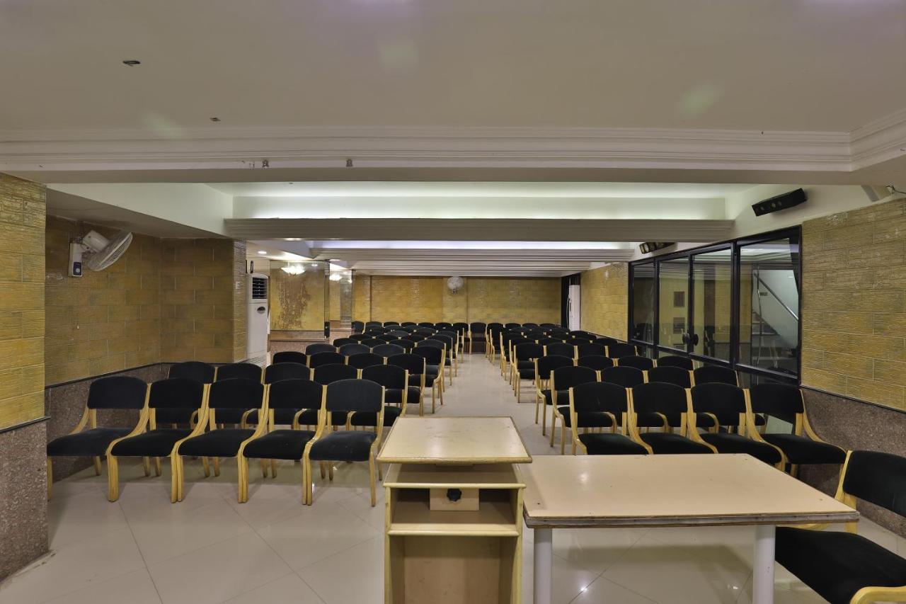 Capital O 1338 Hotel Harmony Radźkot Zewnętrze zdjęcie
