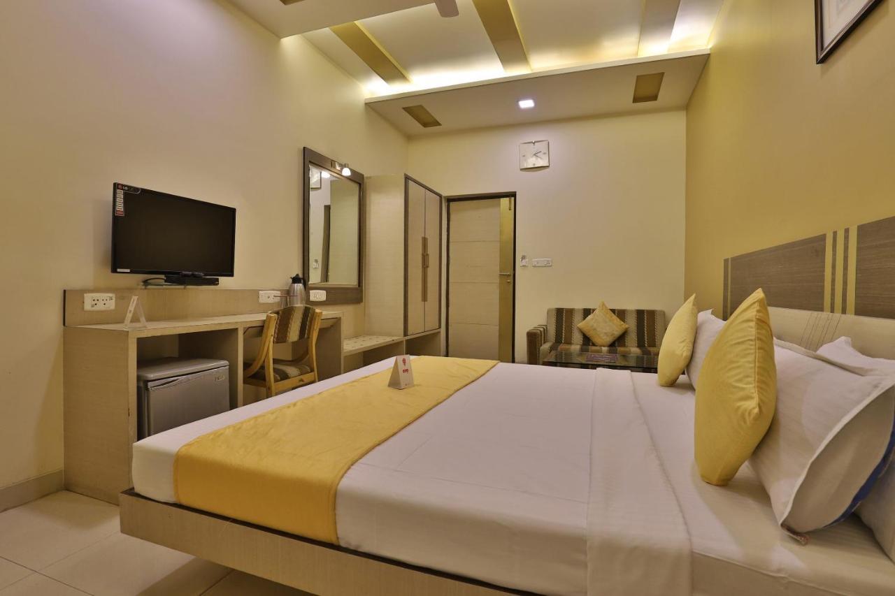 Capital O 1338 Hotel Harmony Radźkot Zewnętrze zdjęcie