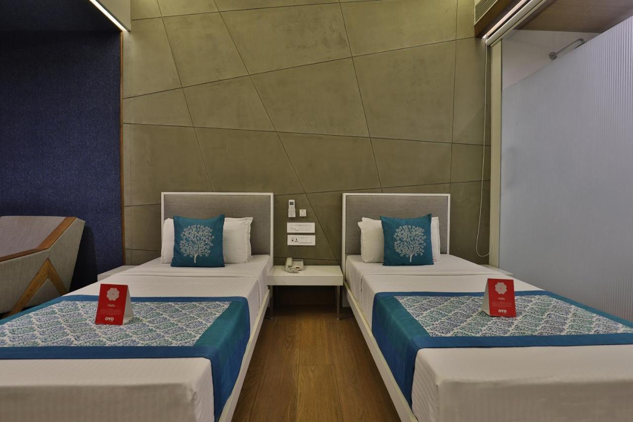Capital O 1338 Hotel Harmony Radźkot Zewnętrze zdjęcie